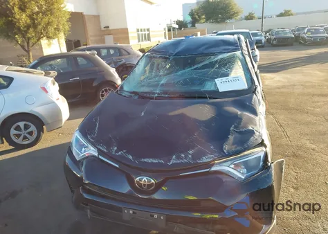 2018 Toyota Rav4 Le из США, поврежденный, VIN JTMZFREV5JJ730318